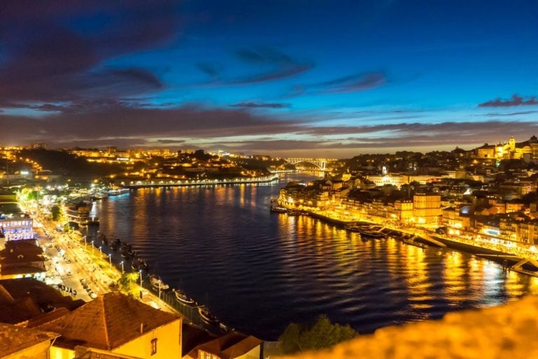 A Vista da Ponte Luís I no Porto