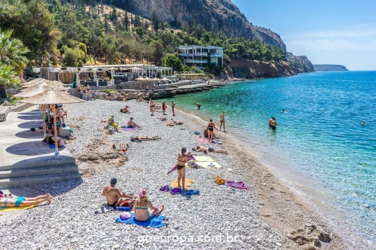 O Mes de Maio na Grecia
