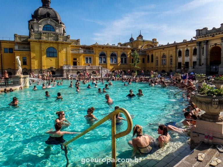 Budapeste Stories: Banho Termal Széchenyi