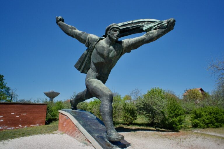 Memento Park e a Propaganda Soviética em Budapeste
