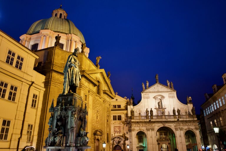 Praga: o que conhecer na Cidade Antiga